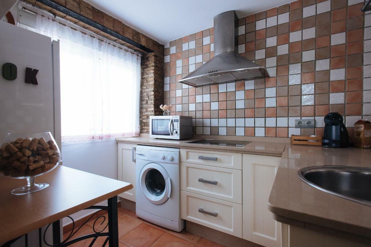 Cozy Attic With Terrace- 1Bd 1Bth- San Vicente Apartment Sevilla Exterior foto